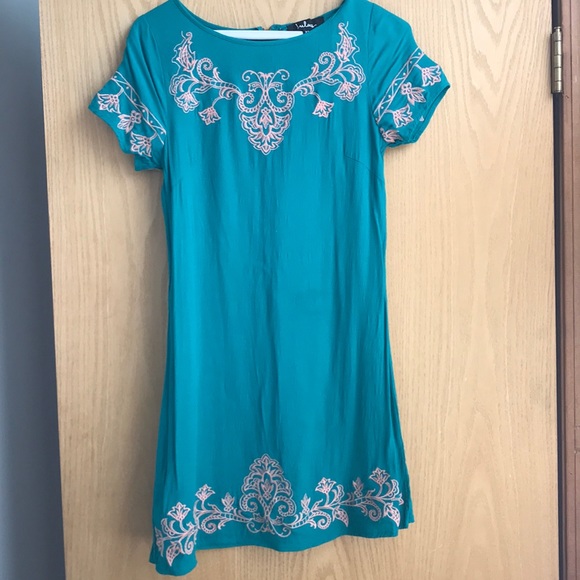 Dress - Picture 3 of 6